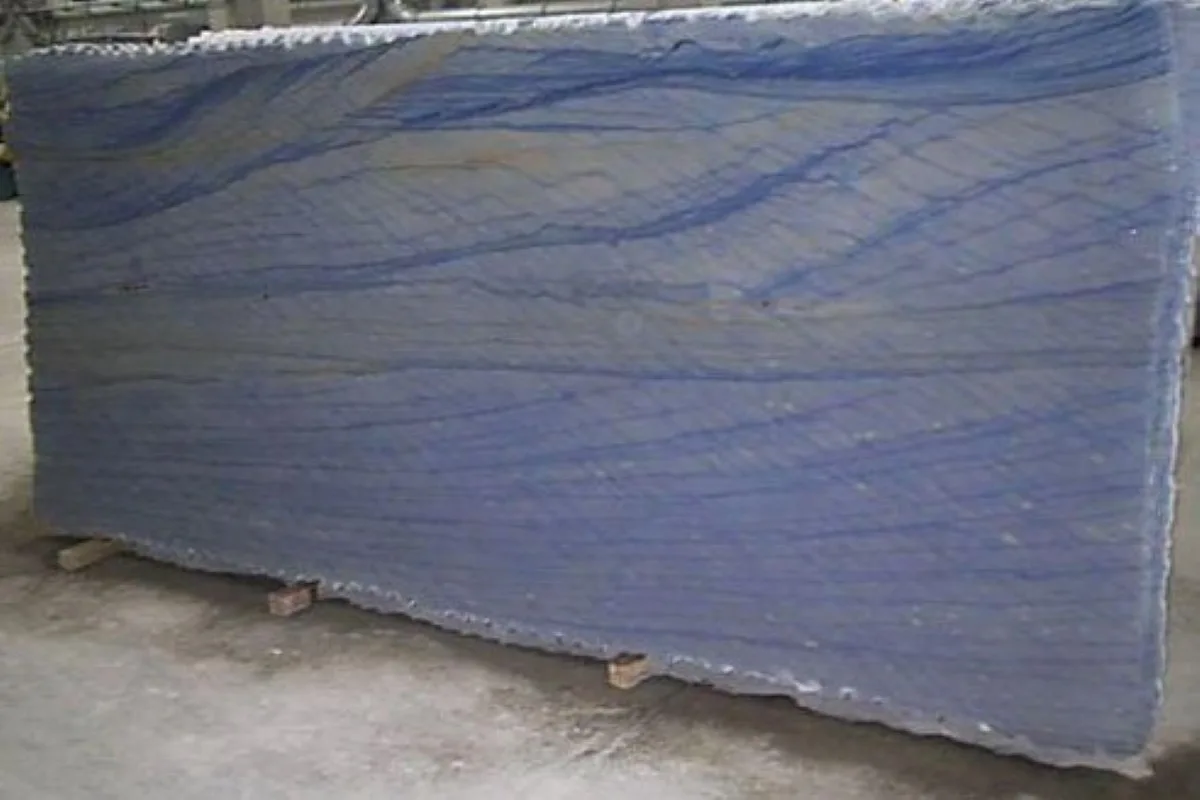 Azul Macaubas – Lastre di marmo blu intenso da 20 mm