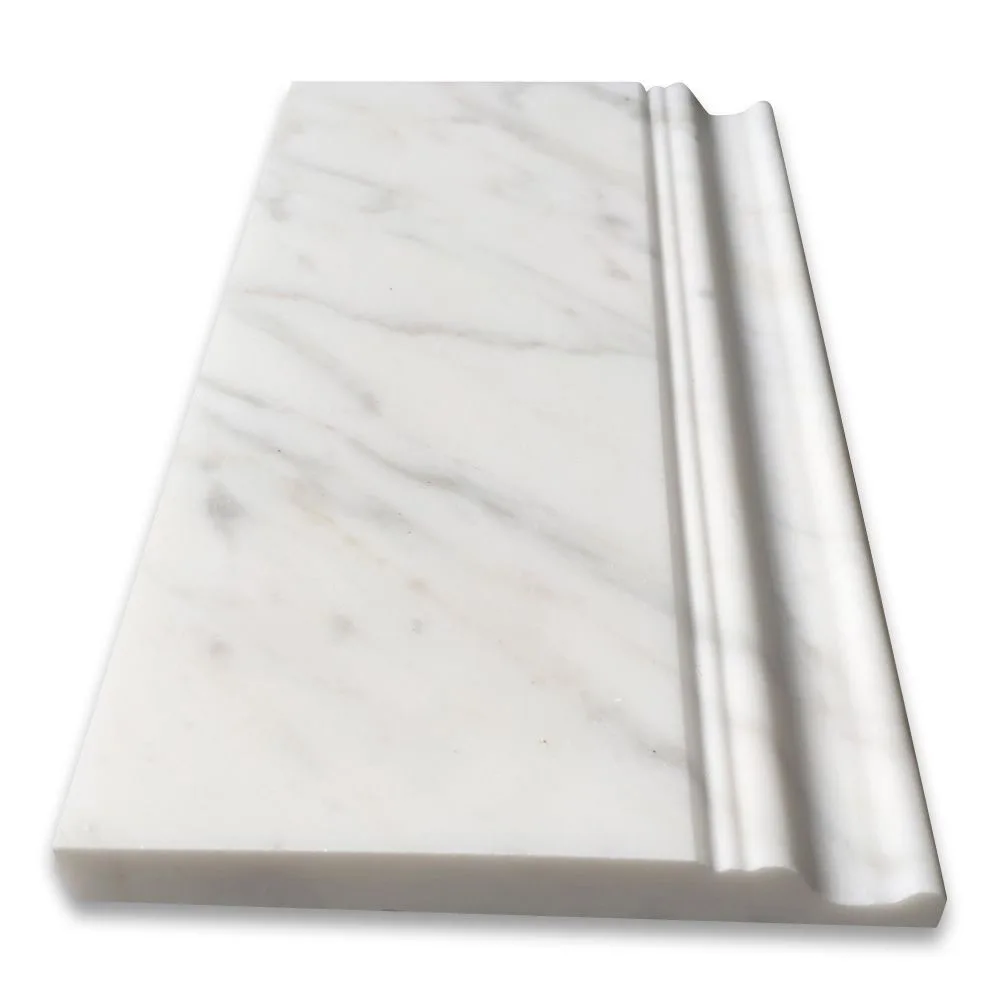 Calacatta Gold – Zoccolino cornice 305x120x18 mm : un luxe pour votre espace.