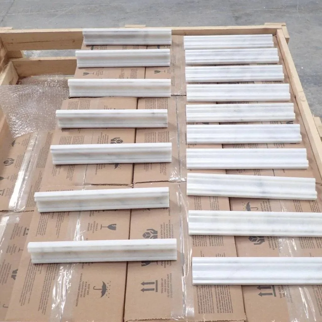 cornice bianco carrara