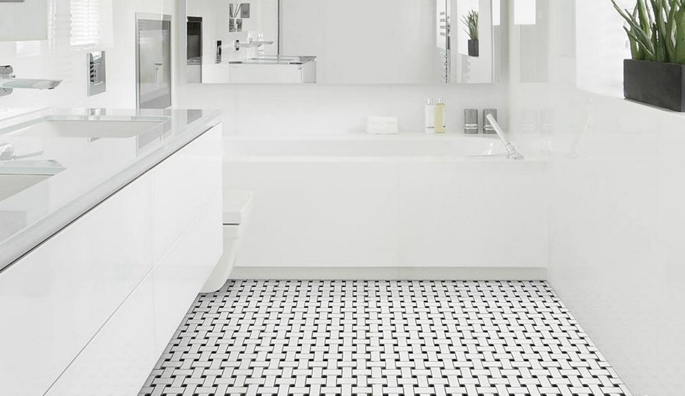 Mosaico Blanco Thassos — entrelazado con detalles negros 25 × 50 + 10 × 10 mm · MDCC12 — 4